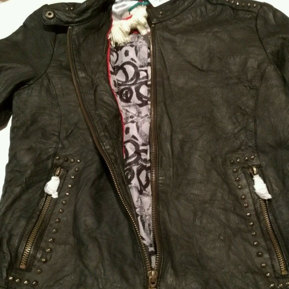 DOMA New Studded Washed Textured Lamb Leather MOTO Jacket L Coat BLACK NWT $750 - Picture 4 of 11